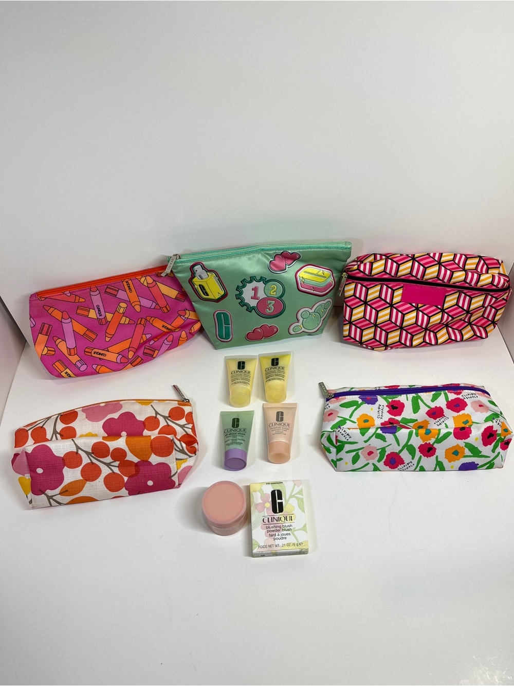 Clinique Lot Makeup Bags 115 Smoldering Plum Blush Moisture Surge Lotion Soap
